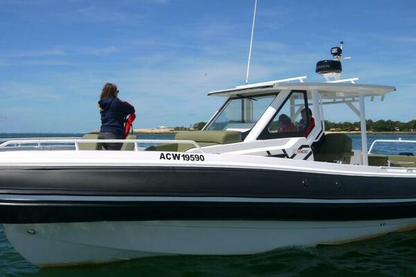 Spring Special Pricing 33ft Zodiac Yacht For Sale