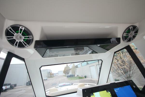 Fall Special Pricing 33ft Zodiac Yacht For Sale