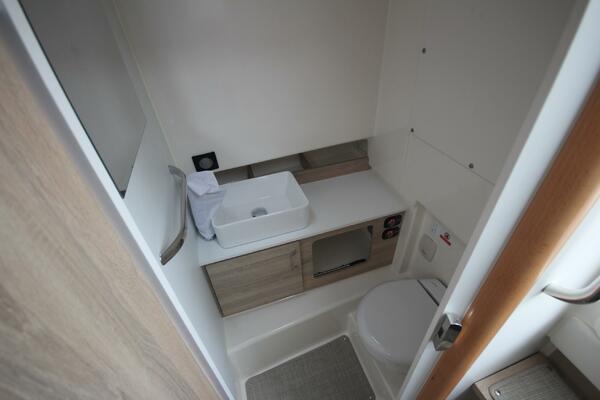 Fall Special Pricing 33ft Zodiac Yacht For Sale