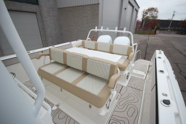 Fall Special Pricing 33ft Zodiac Yacht For Sale