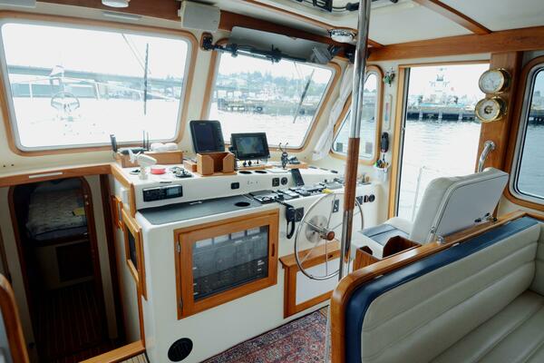42ft Duffy Yacht For Sale