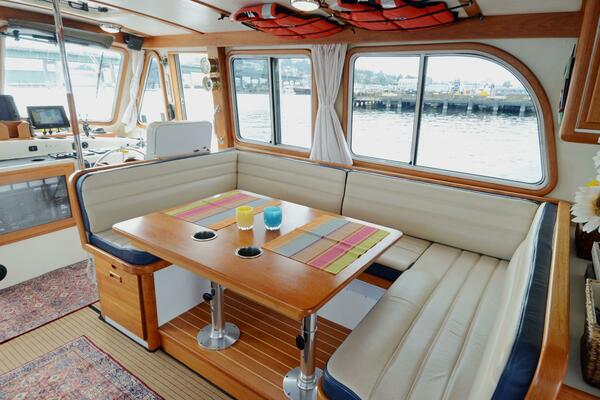 42ft Duffy Yacht For Sale