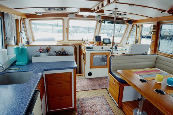42ft Duffy Yacht For Sale