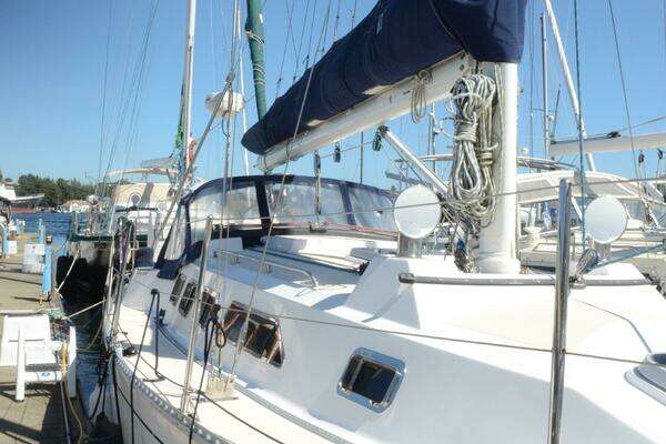 Photo of the 2002 Saga 35 "Sagesse"