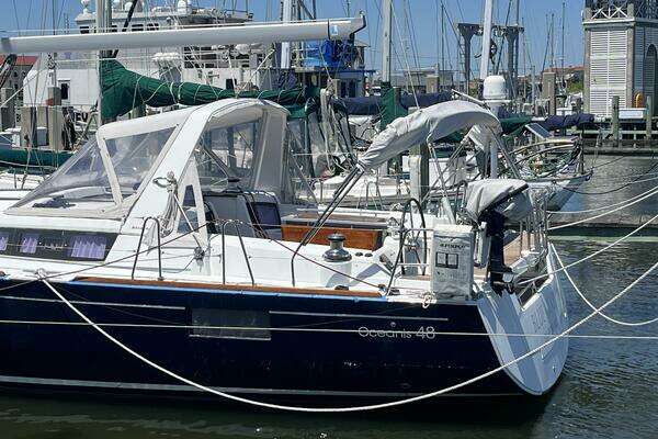 Photo of the 2013 Beneteau Oceanis 48 "Blue Moon"