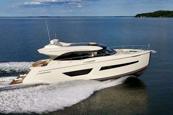 52-ft-Carver-2018-C52 Coupe-Midland Ontario Canada yacht for sale