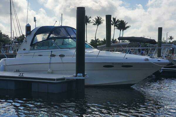 Photo of the 2001 Sea Ray Sundancer "4th Quarter"