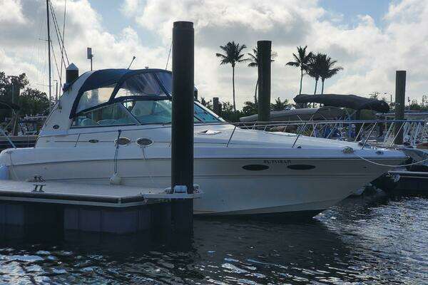 Photo of the 2001 Sea Ray Sundancer "4th Quarter"