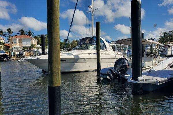 Photo of the 2001 Sea Ray Sundancer "4th Quarter"