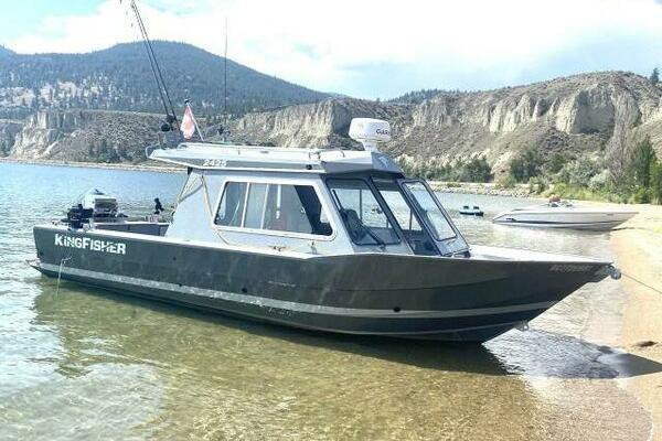 24ft KingFisher Yacht For Sale