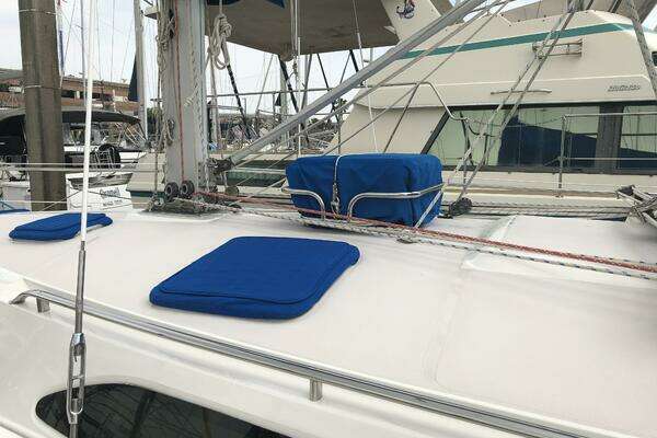 Photo of the 2003 Catalina 350 "Brisa del Oceano"