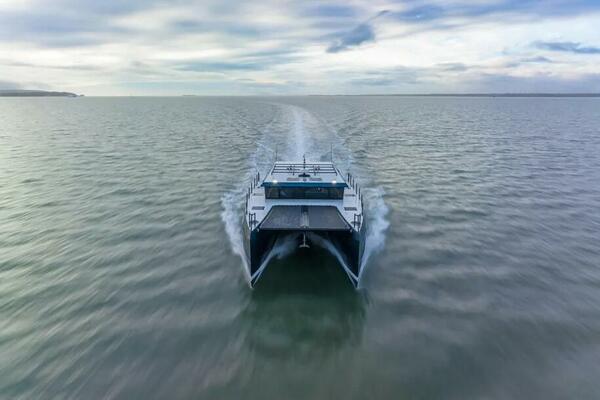 Hybrid / Diesel Propulsion 