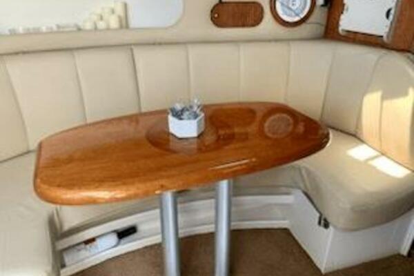 31ft Rinker Yacht For Sale