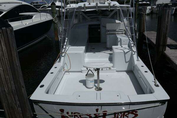 Photo of the 2002 Miller Marine 38 Open "LURES & LIARS"
