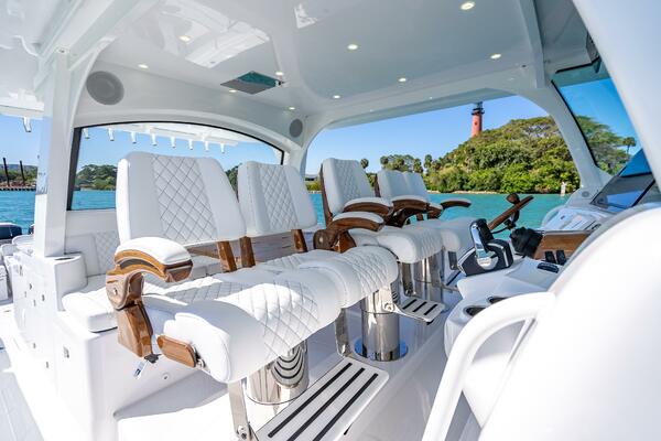 65ft HCB Yacht For Sale