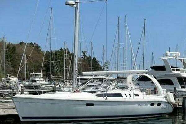 38-ft-Hunter-1999-380-Orion-Bayfield Wisconsin United States yacht for sale