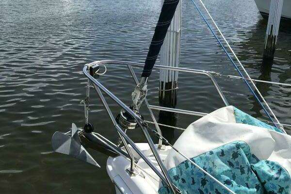 Photo of the 2009 Hunter 