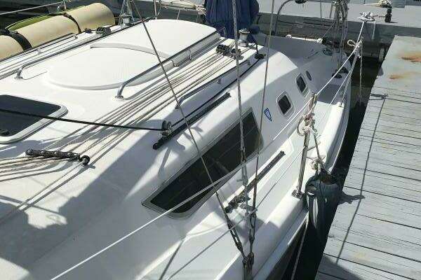 Photo of the 2009 Hunter 