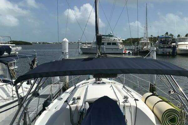 Photo of the 2009 Hunter 