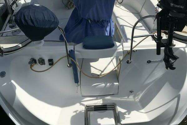 Photo of the 2009 Hunter 