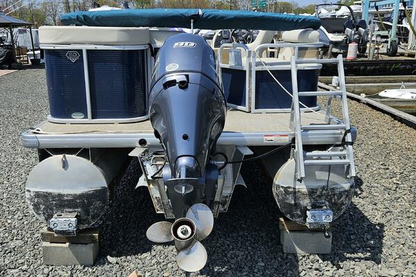 22ft Sweetwater Yacht For Sale