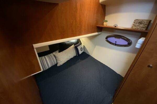 NICE N  EASY 33ft Silverton Yacht For Sale