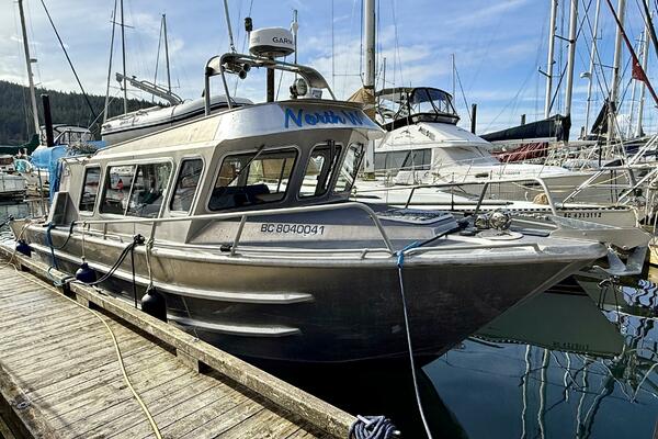 North Wind 32ft EagleCraft Yacht For Sale