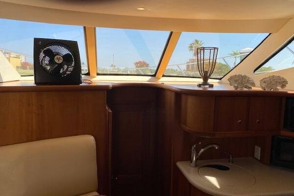 Come From Away 35ft Silverton Yacht For Sale
