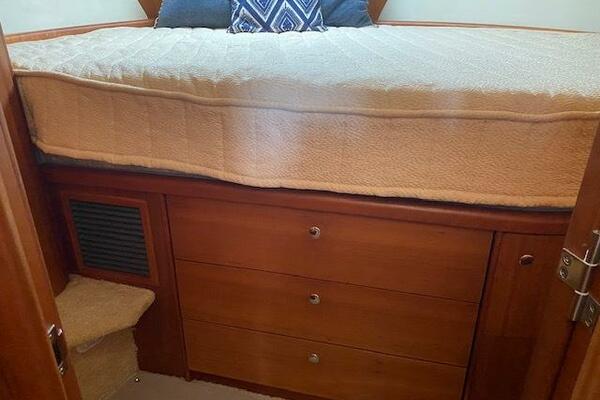 Come From Away 35ft Silverton Yacht For Sale