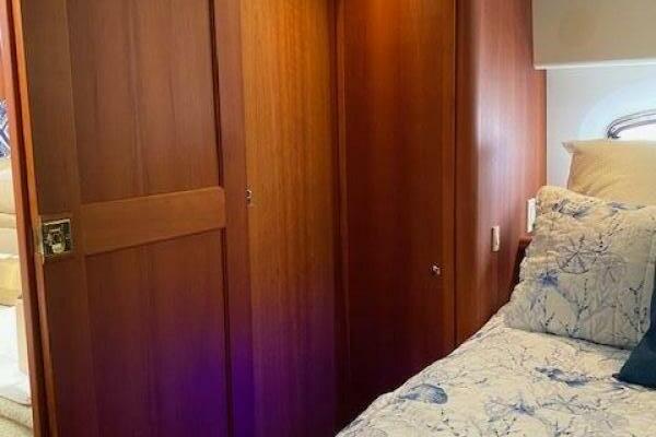 Come From Away 35ft Silverton Yacht For Sale