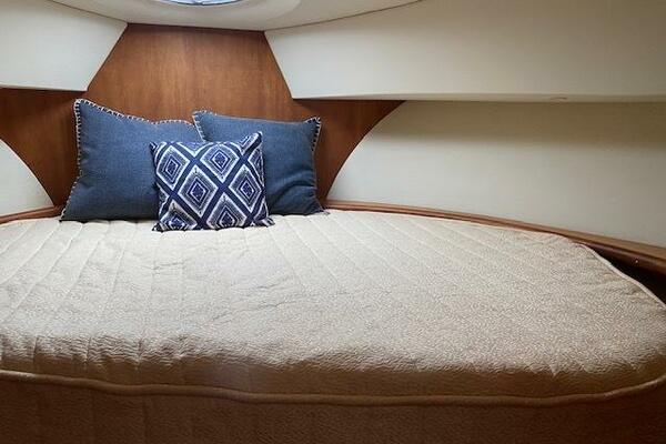 Come From Away 35ft Silverton Yacht For Sale