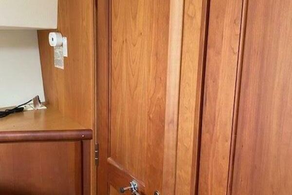 Come From Away 35ft Silverton Yacht For Sale