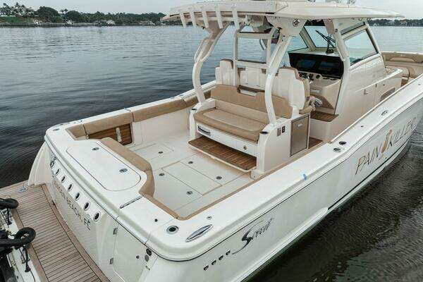 Scout 380 LXF Yacht For Sale