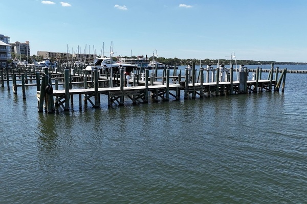 INDIAN RIVER QUEEN 99ft Custom Yacht For Sale