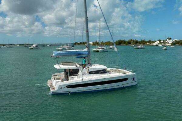 Bali 4.2 Yacht For Sale