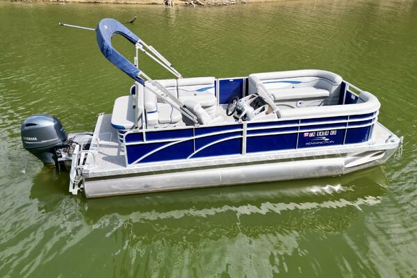 23ft Bennington Yacht For Sale