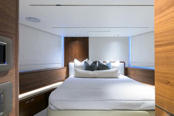 Princess X80 80ft Princess Yacht For Sale