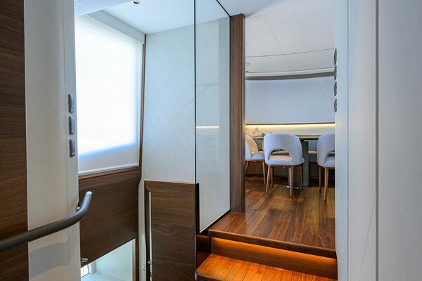 Princess X80 80ft Princess Yacht For Sale