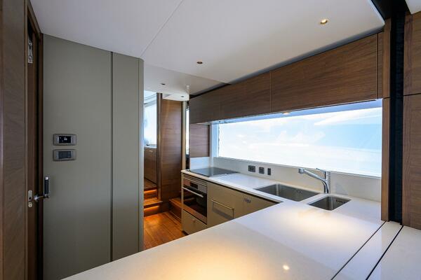 Princess X80 80ft Princess Yacht For Sale