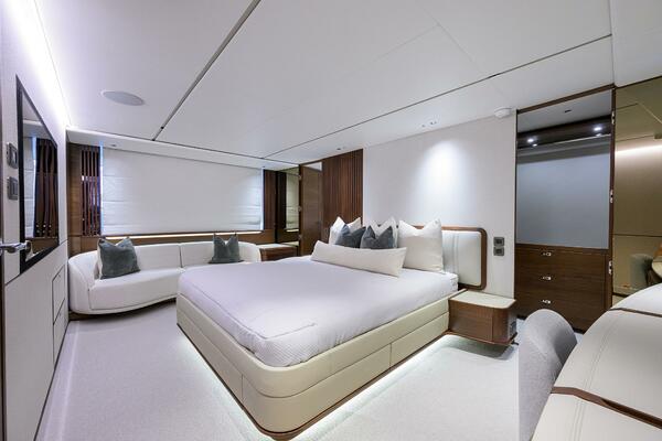 Princess X80 80ft Princess Yacht For Sale