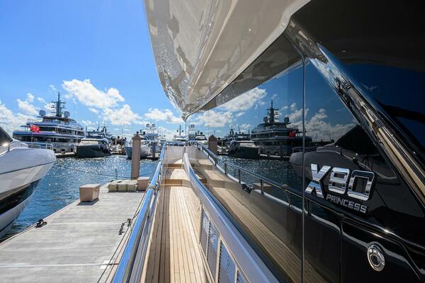 Princess X80 80ft Princess Yacht For Sale