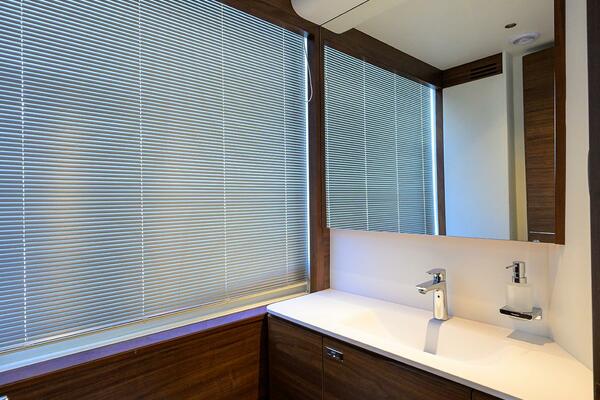 Princess X80 80ft Princess Yacht For Sale