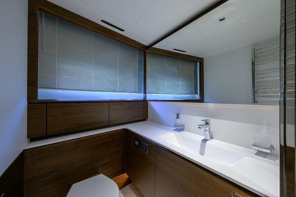 Princess X80 80ft Princess Yacht For Sale