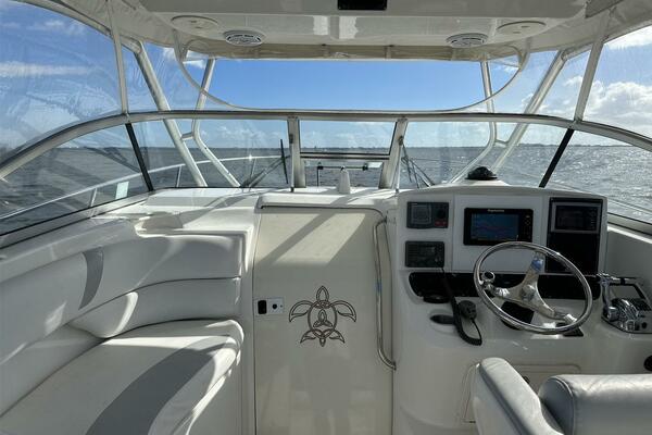 Honu 30ft Boston Whaler Yacht For Sale