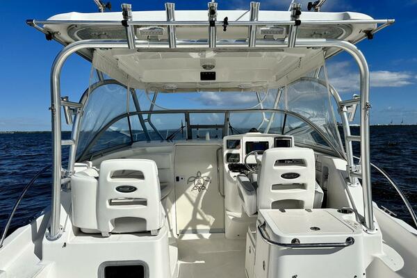 Honu 30ft Boston Whaler Yacht For Sale