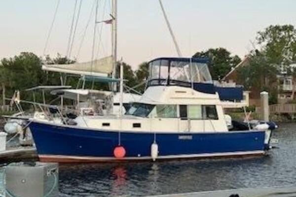 34ft Mainship Yacht For Sale