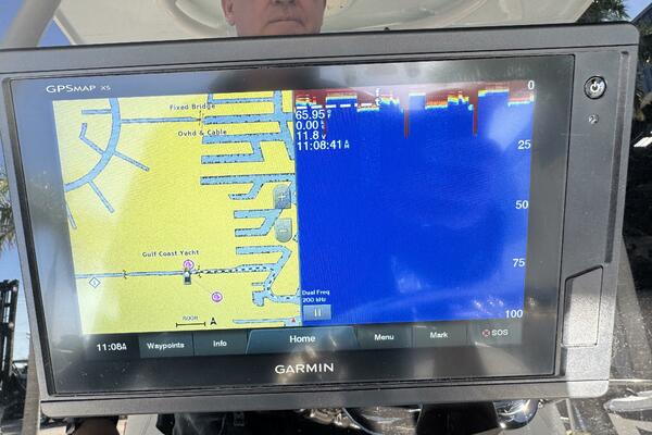 24ft Robalo Yacht For Sale