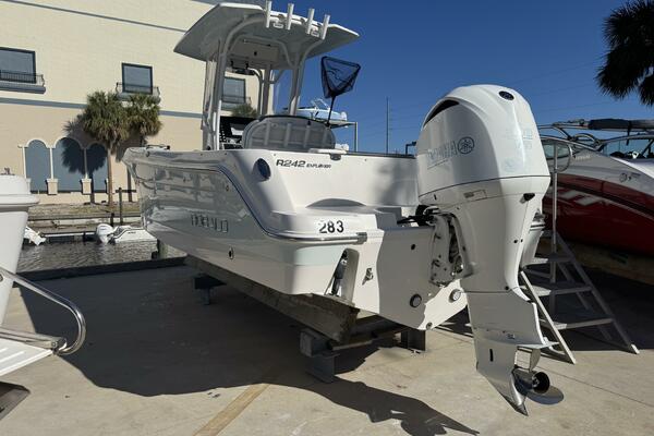 24ft Robalo Yacht For Sale