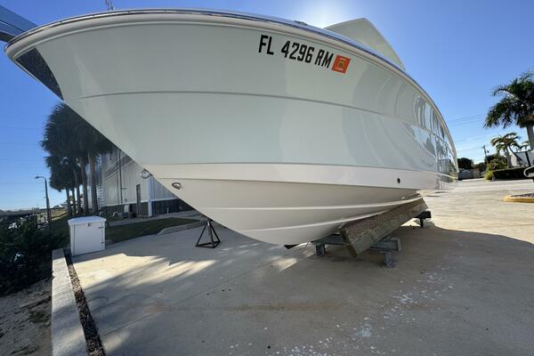 24ft Robalo Yacht For Sale