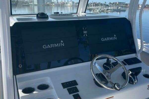 Sportsman 352 Yacht For Sale